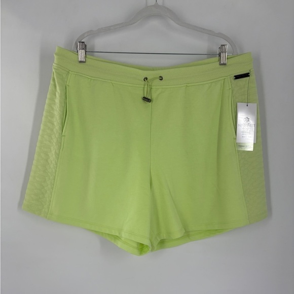 Nine West Pants - Nine West lime green activewear shorts with pockets Woman’s size 2X
